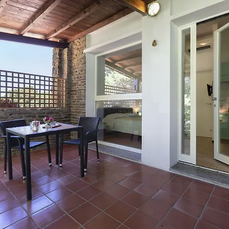 Ξενοδοχείο με διαμερίσματα Le Vele 3*